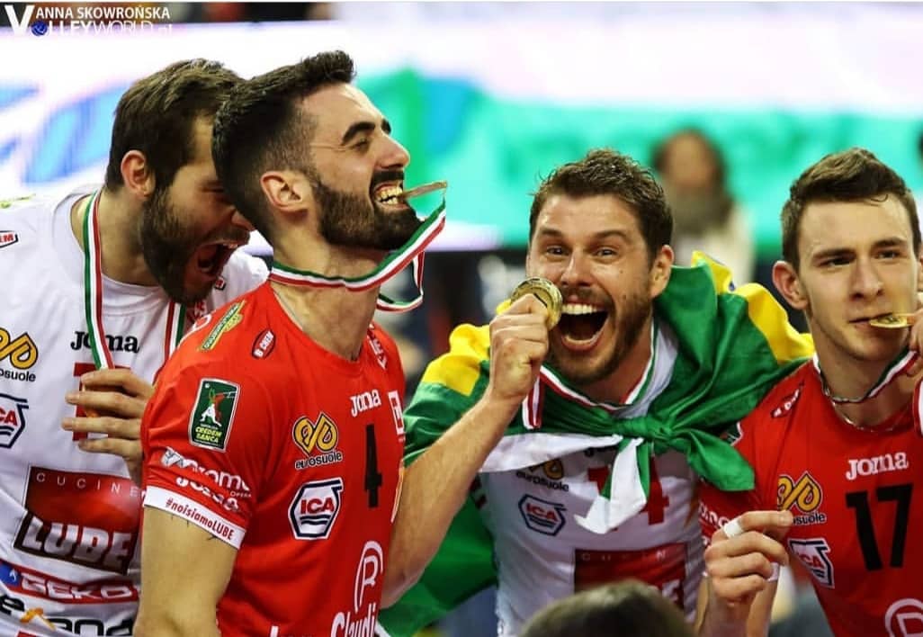 Serginho, Fofão e Bruninho ficam entre os cinco melhores não-europeus da  Champions League de Vôlei - Surto Olímpico