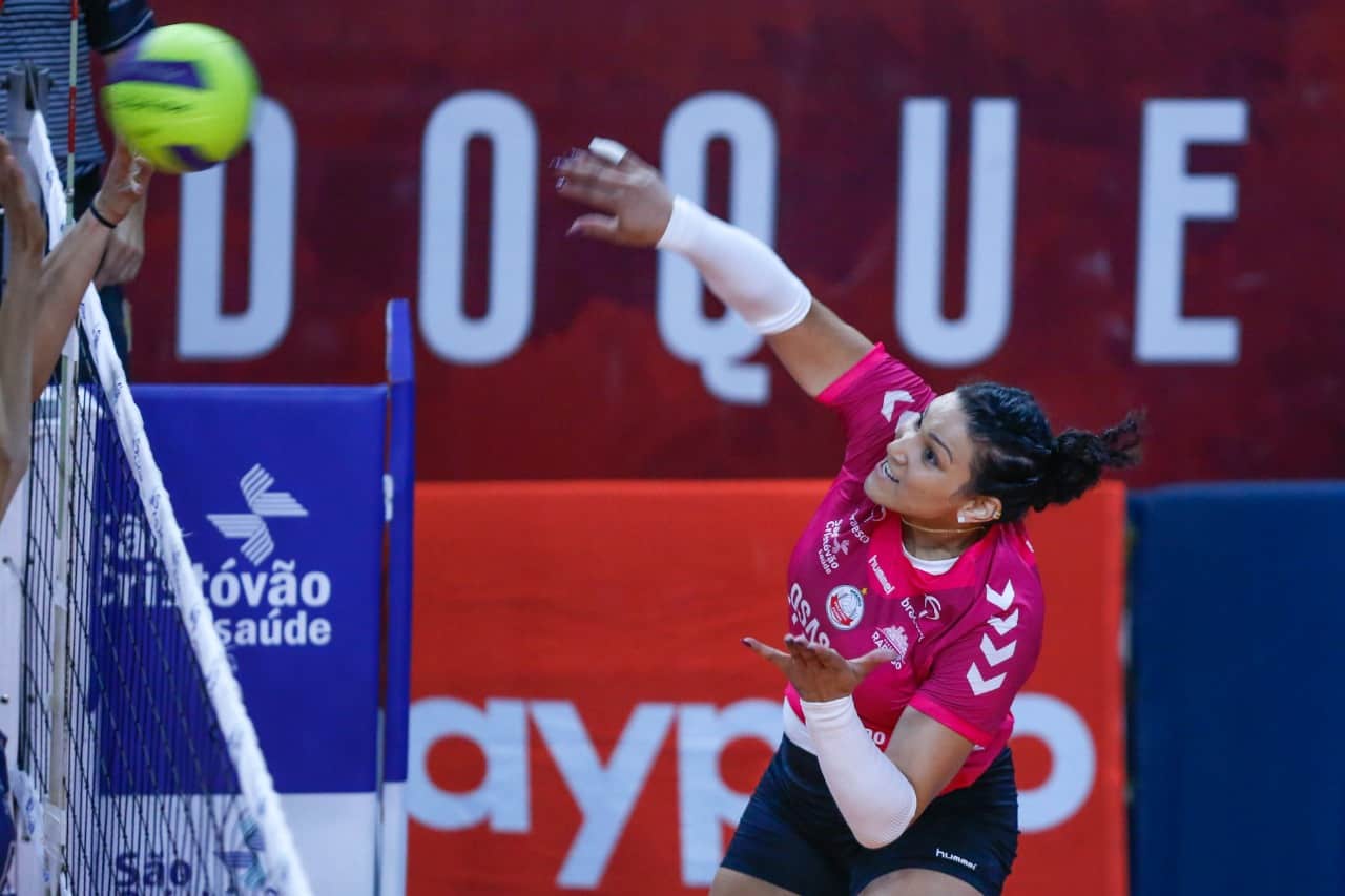 Osasco não dá chances ao Barueri e vai à final do Paulista de vôlei, vôlei