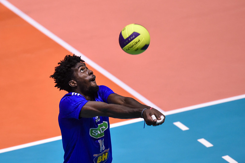 Mundo do Vôlei: Vôlei Nacional: Elenco do Sada Cruzeiro começa uma