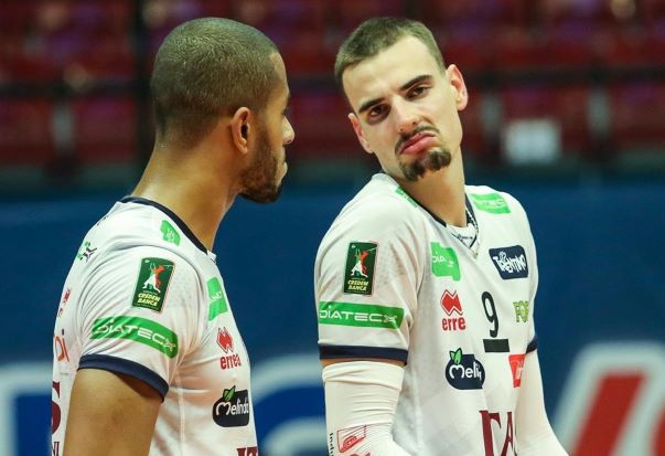 Confira a Seleção do Mundial de Clubes. Giannelli MVP – Web Vôlei