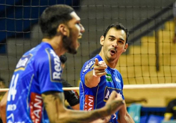 Vôlei Renata