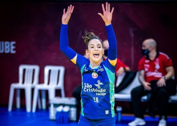 Camila Brait