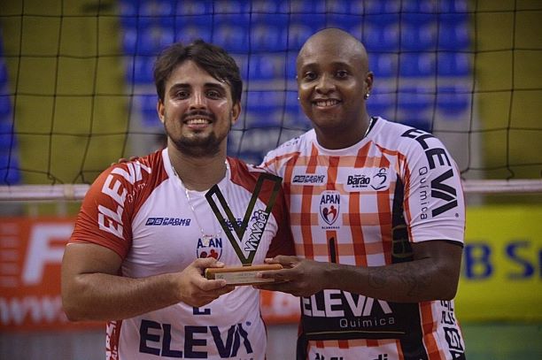 Niterói Vôlei vence o Minas e mantém liderança da Superliga B