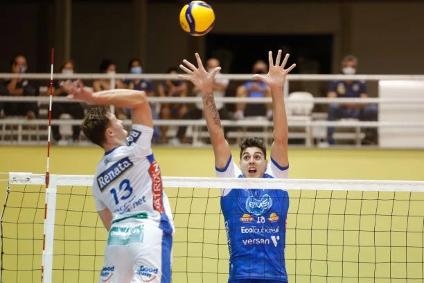 Taubaté Vôlei Renata