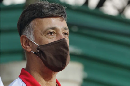 vôlei sentado