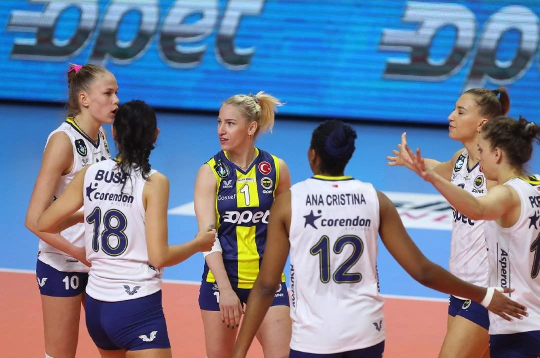 Ana Cristina Fenerbahce Fener