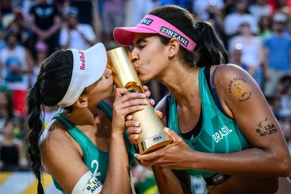 Duda e Ana Patrícia vôlei de praia