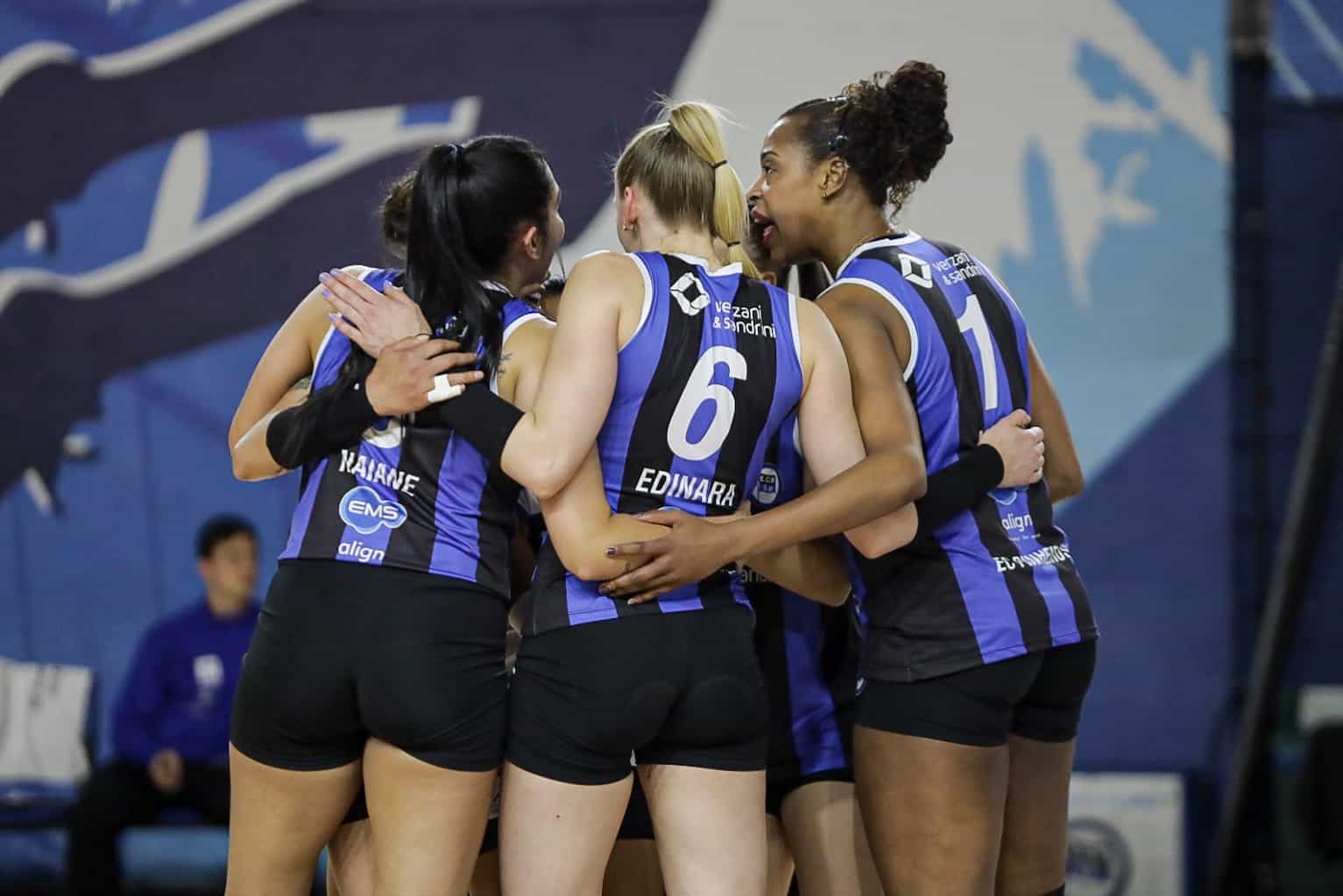 Em casa, Osasco vence Vinhedo na abertura do Campeonato Paulista Feminino  de Vôlei, volei