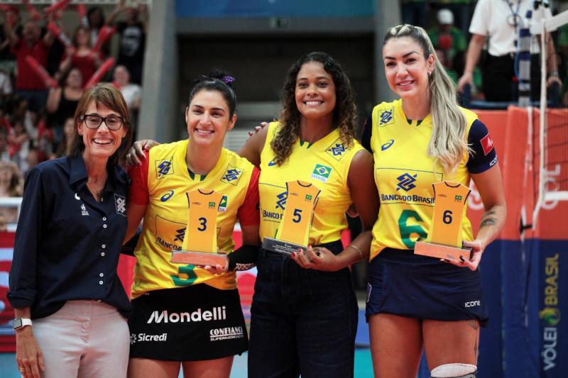 Vôlei: primeiro ouro olímpico da Seleção Brasileira feminina