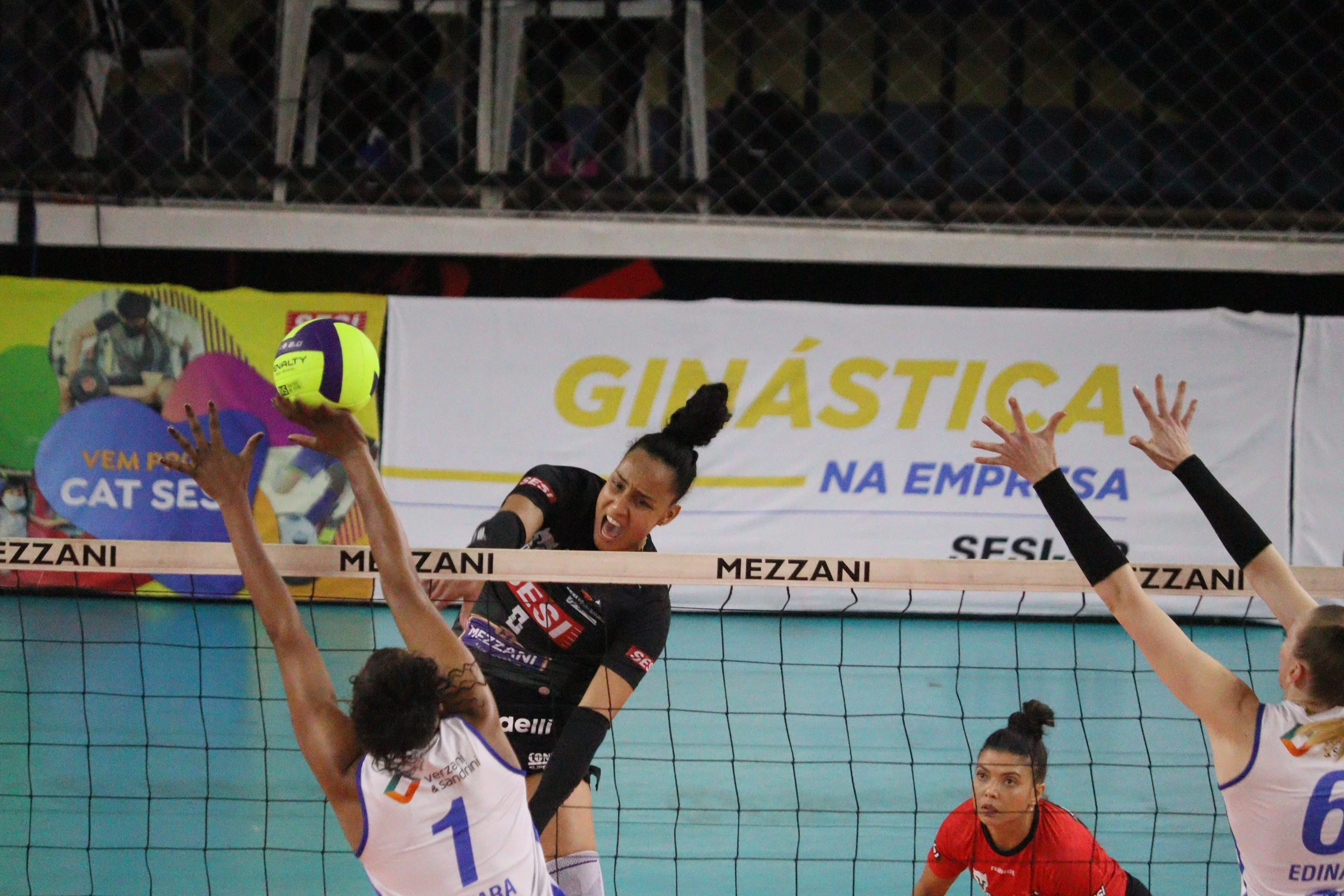 Ivna Sesi Bauru x Pinheiros
