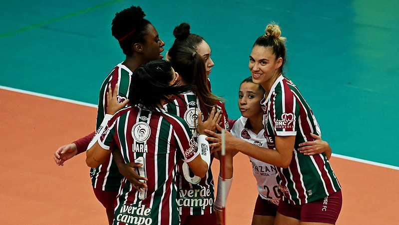 Técnico do time feminino de vôlei do Flu projeta próximo desafio na  Superliga - Fluminense: Últimas notícias, vídeos, onde assistir e próximos  jogos