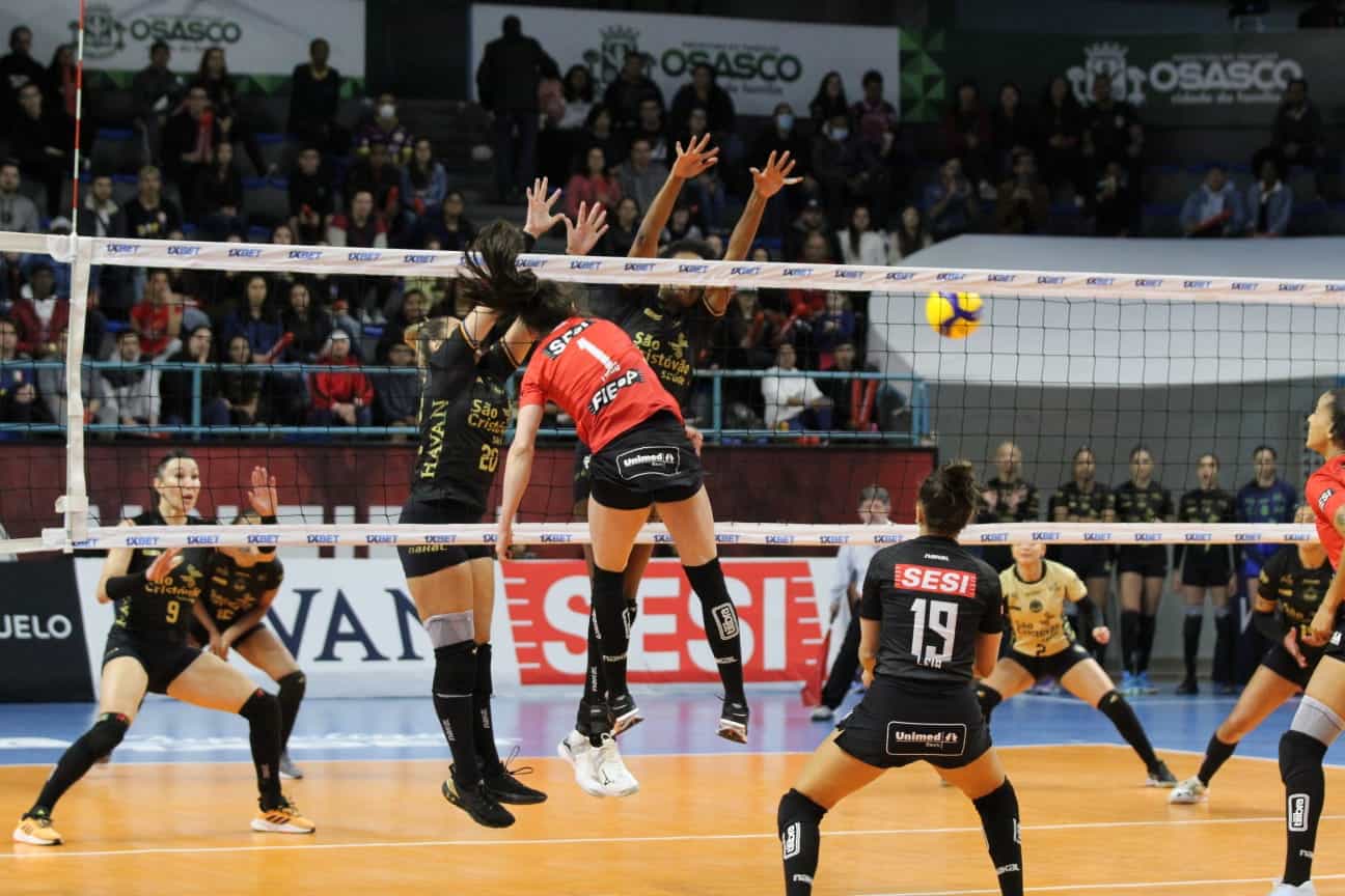 Sesi-Bauru vence o Pinheiros fora de casa e larga na frente na final do Paulista  de vôlei feminino, vôlei