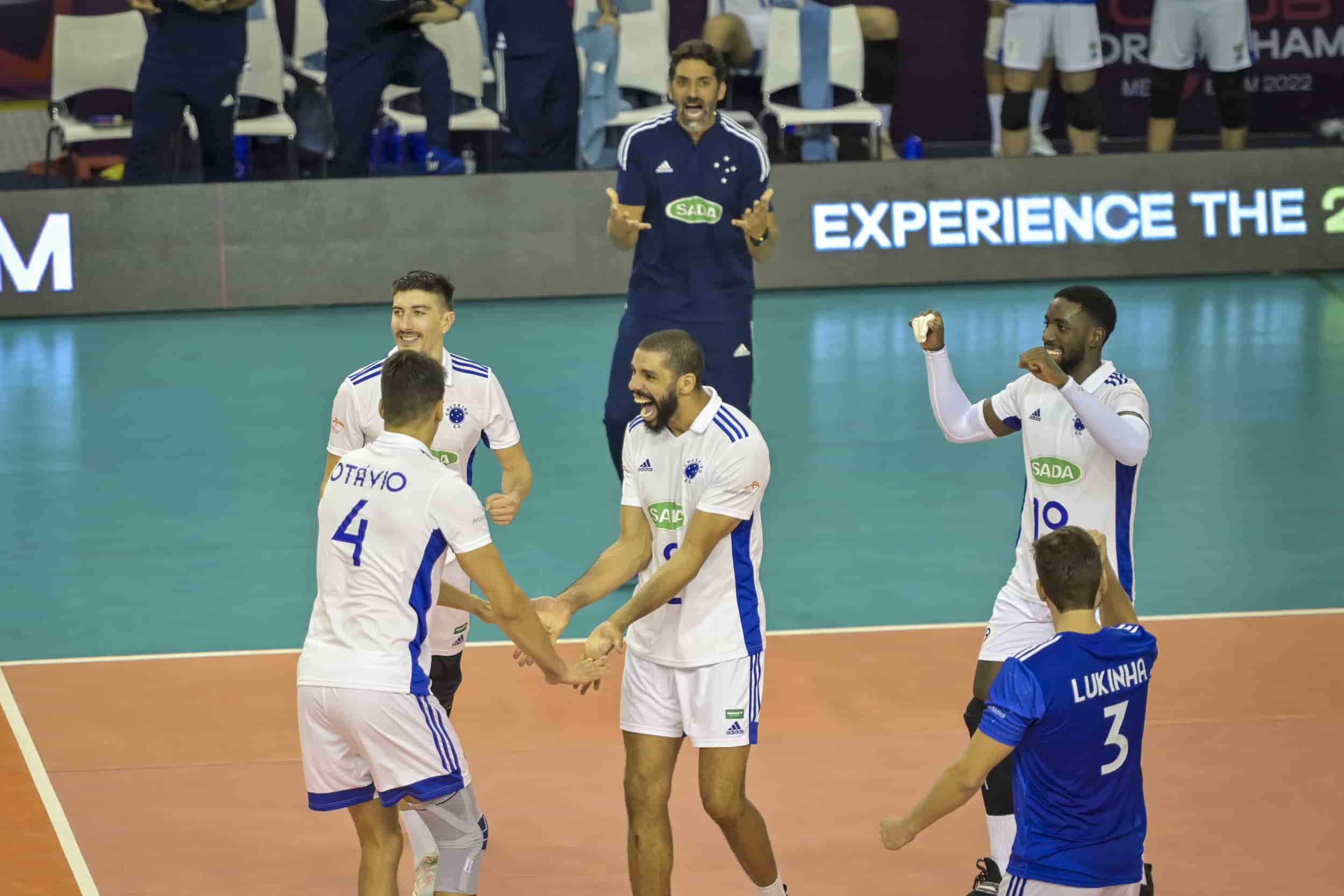 Atual campeão, Perugia é o primeiro finalista do Mundial de clubes de vôlei