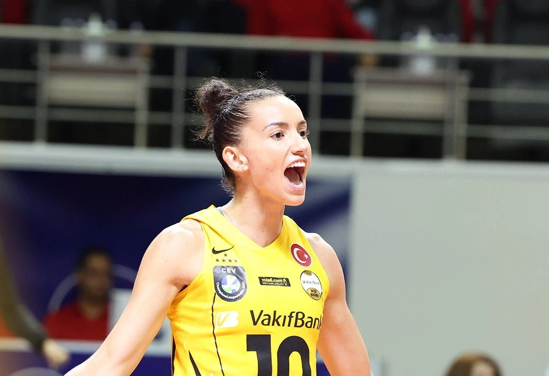 Gabi Vakifbank Egonu