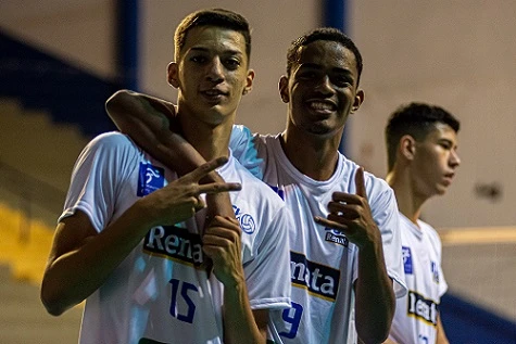 Vôlei Renata - Atletas da base