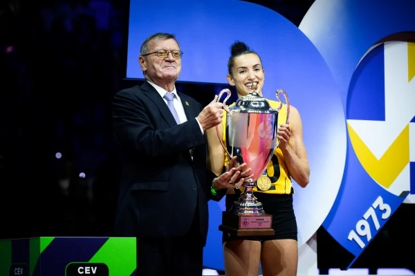Gabi Champions