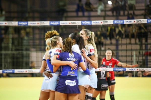 SESI - Bauru - Sesi Vôlei Bauru vence Itambé/Minas e é campeão da