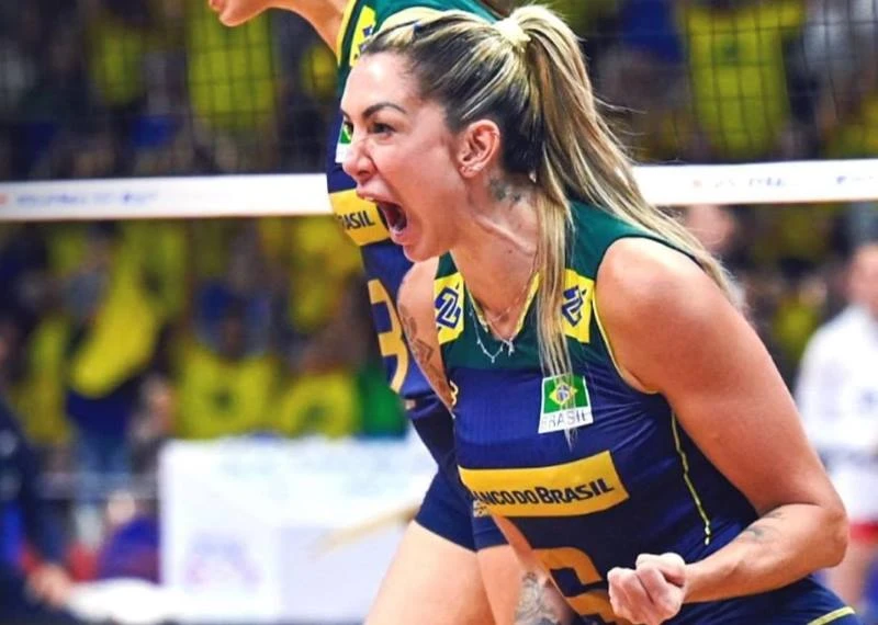 Thaisa pelo Brasil