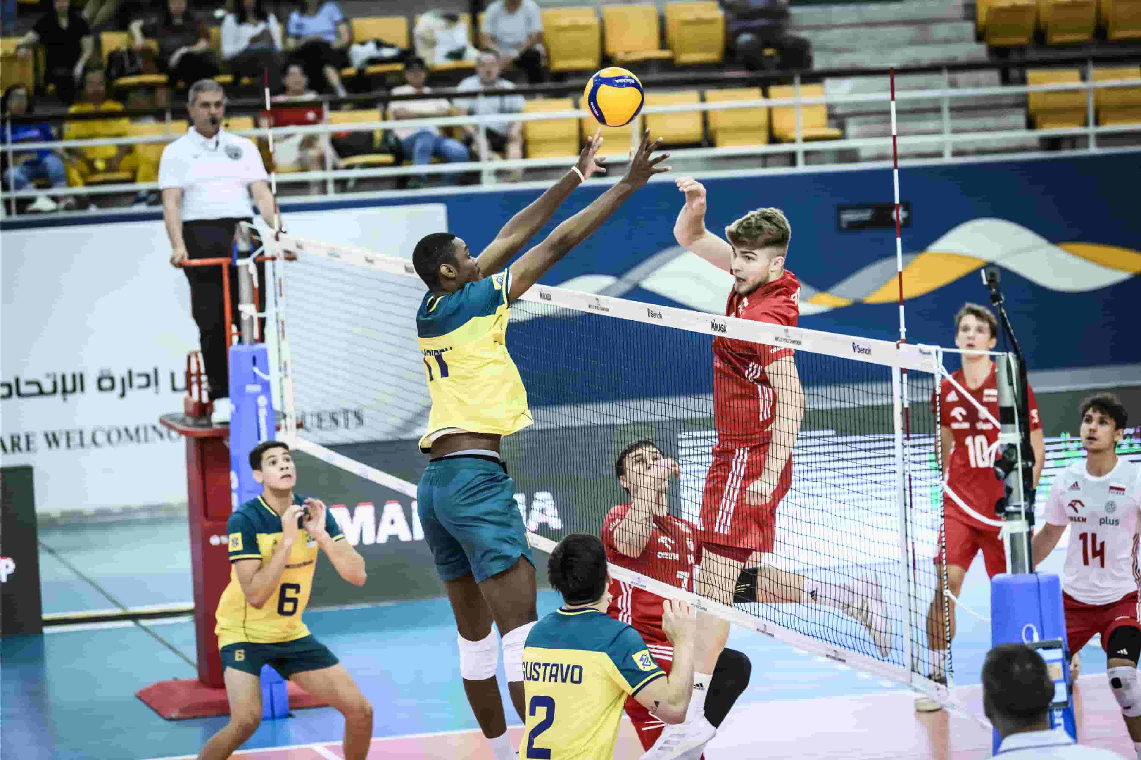 Time do maior jogador do mundo é campeão tailandês – Web Vôlei