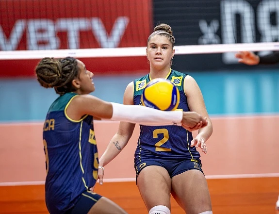 Rebeca em ação no Mundial