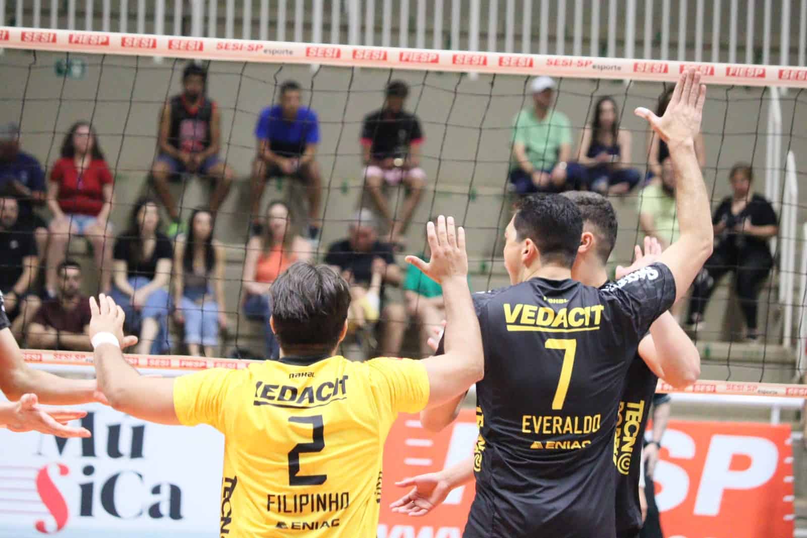 Sesi Bauru abre vantagem na semi do Paulista – Web Vôlei