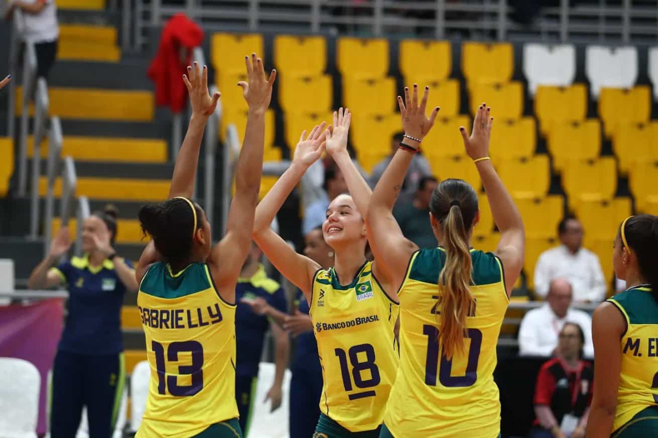 Sub 17 de vôlei do Russo Preto é Campeão no 2º quadrangular de Base de  Não-Me-Toque e outros resultados » Grupo Ceres de Comunicação