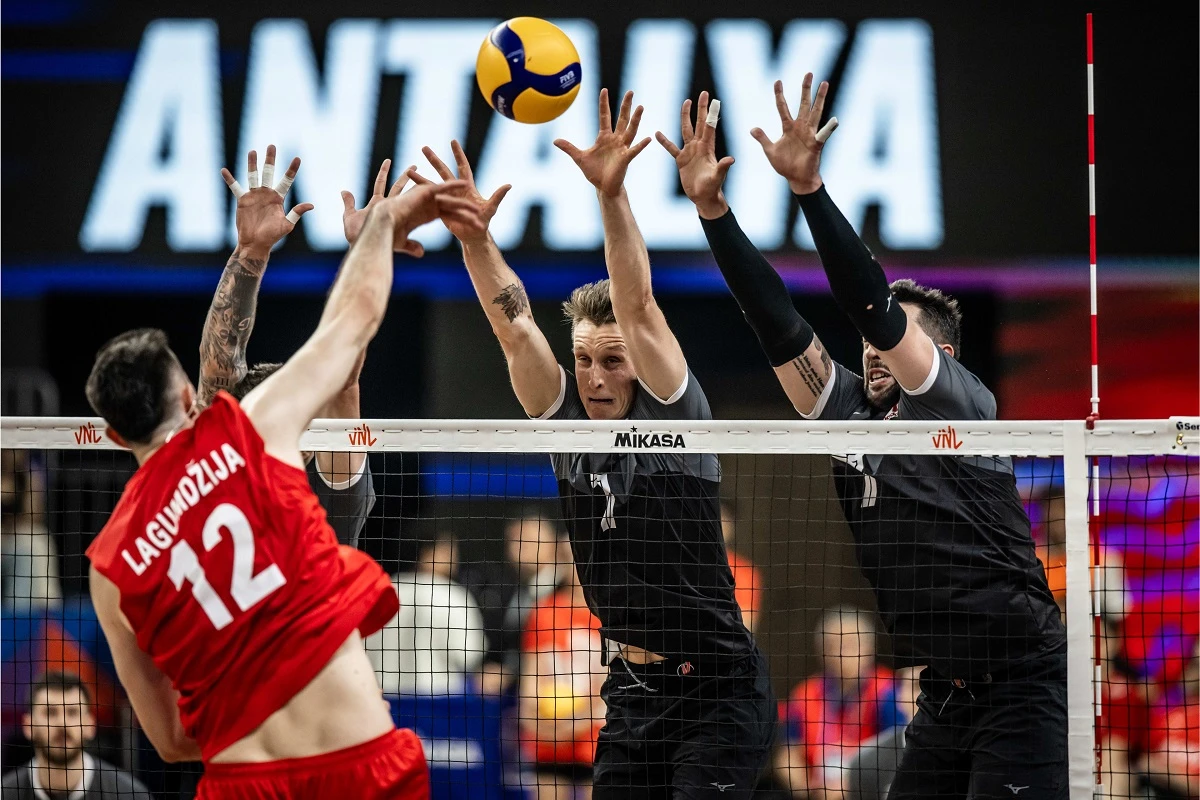 Turquia x Canadá (Foto: FIVB/Divulgação)