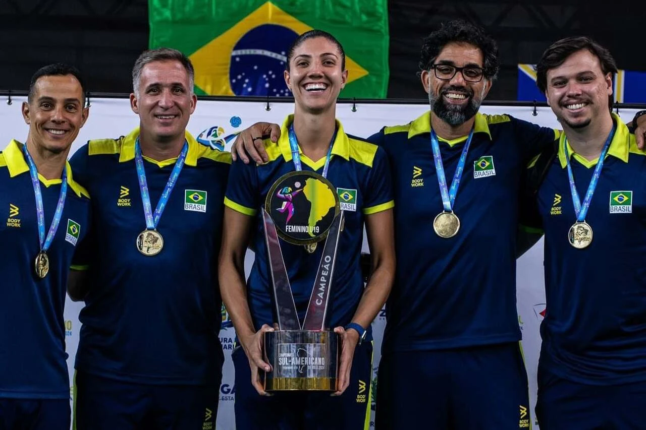 Guilherme Schmitz treina Fluminense e Seleção Sub-19
