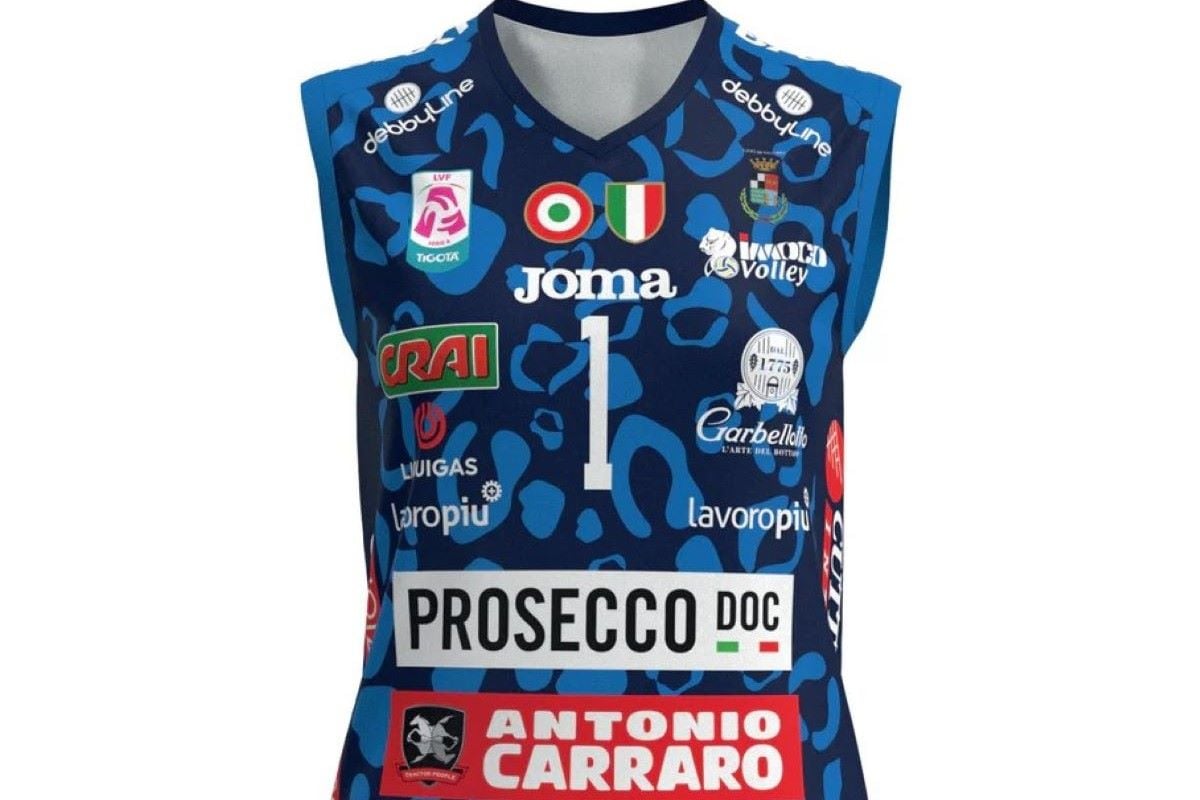 Camisa de Gabi no Conegliano