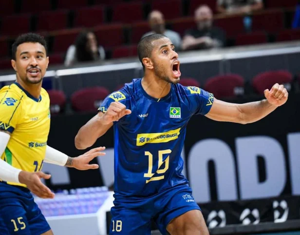 Análise: Brasil erra pouco, vai bem coletivamente e faz jogo ficar fácil