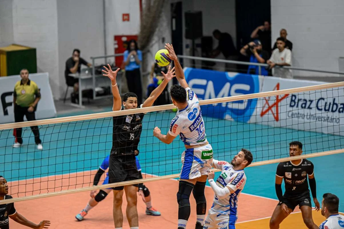 Vôlei Renata