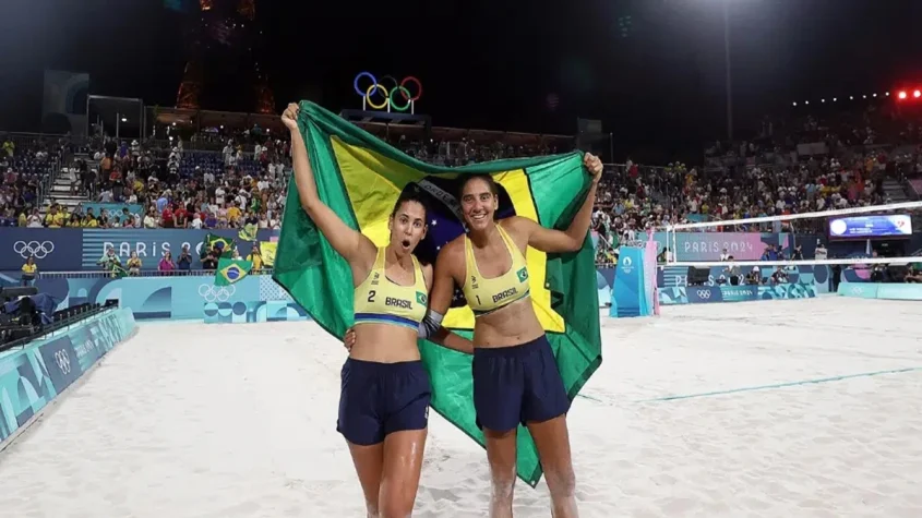 Duda e Ana Patrícia buscam segundo título no Mundial de vôlei de praia