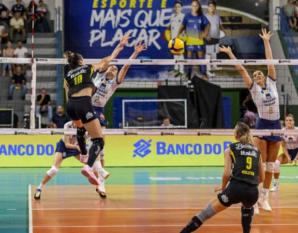 Minas, com show de blocks, vence o Praia mais uma vez