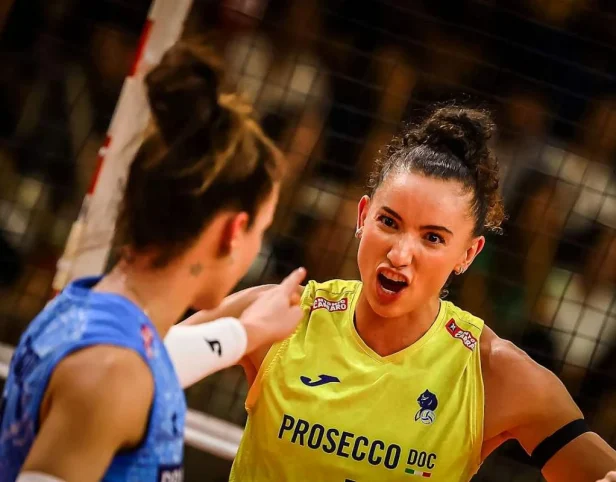 Gabi é eleita a Atleta da Torcida. João Fonseca leva no masculino