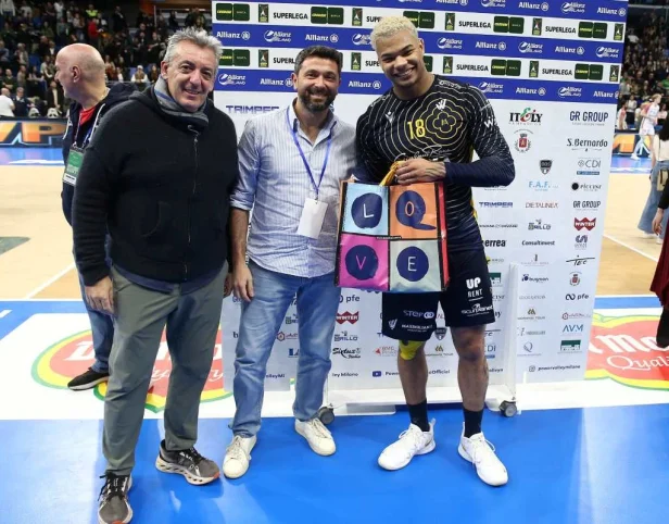Darlan, com 76% no ataque, é MVP em novo triunfo do Verona