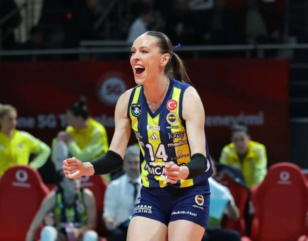 Erdem exalta “múltiplas opções” do Fenerbahce na temporada