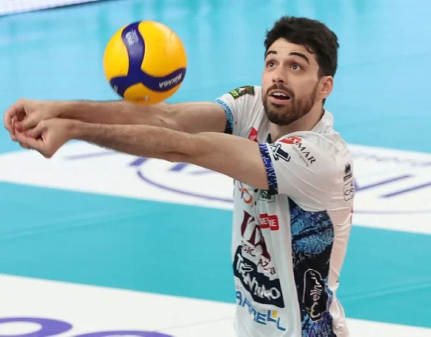 Lavia volta a treinar e pode retornar após gravíssima lesão