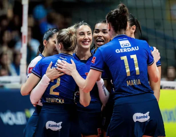 Minas vira sobre Maringá e garante vaga na semifinal da Superliga