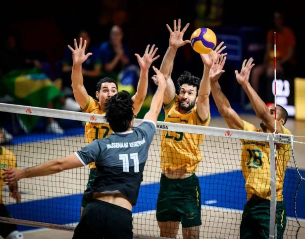 Brasil sofre, mas vence o Canadá e segue fora da zona de classificação na VNL