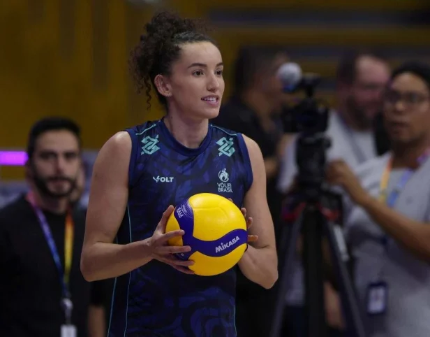 “Gabi vai jogar”, garante Zé Roberto sobre semana 1 da VNL