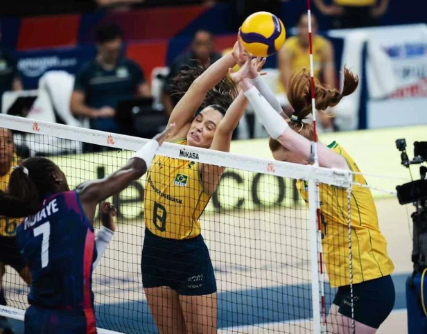 Sem muito esforço, Brasil bate a França e assume a liderança da VNL