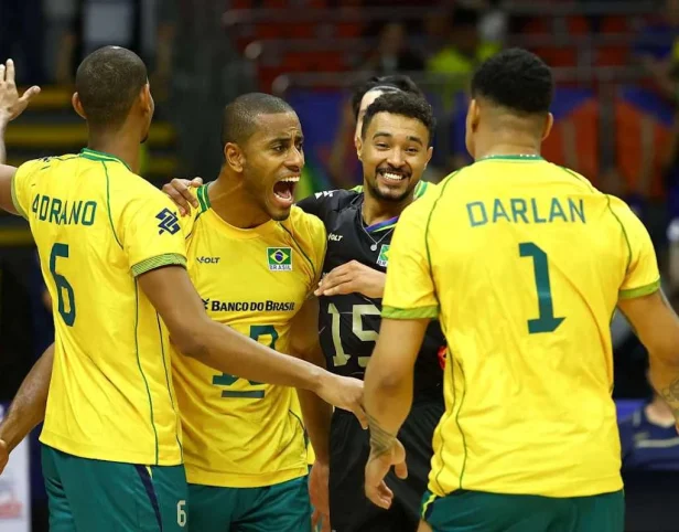 Lucarelli tem lesão descartada e tranquiliza a Seleção