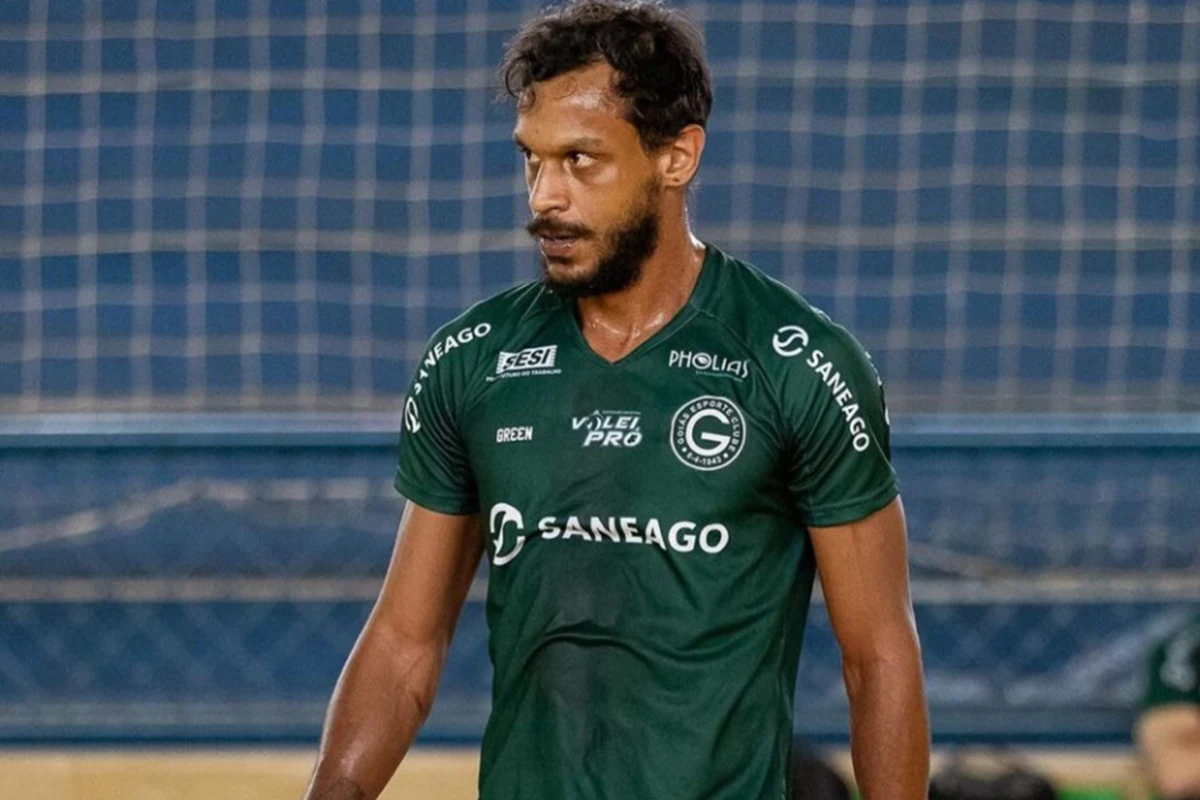 Rodrigo Leandro volta ao Goi&aacute;s