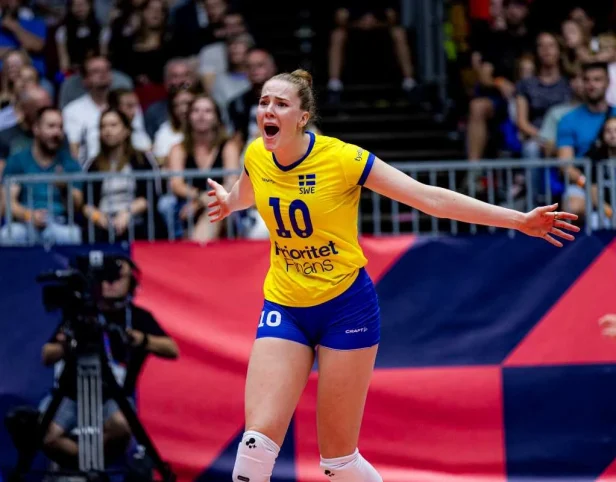 Isabelle Haak, com outra grande atuação, classifica a Suécia