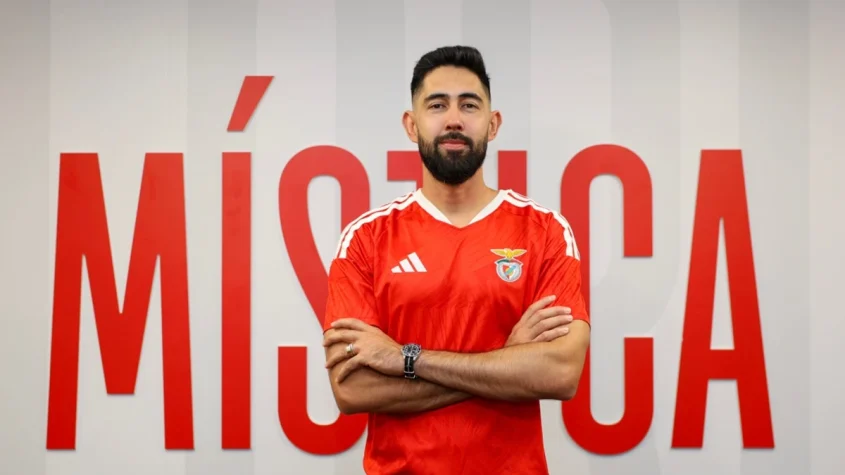 Japa renova com o Benfica