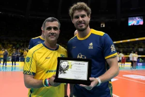 Bruninho campeões olímpicos homenagem