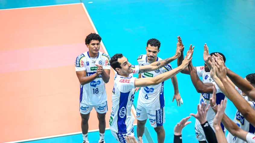 Douglas, Vôlei Renata