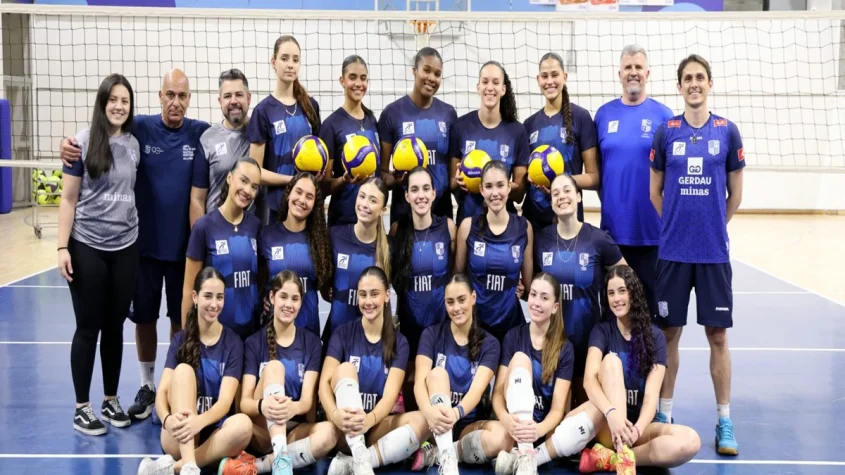 Base feminina do Minas