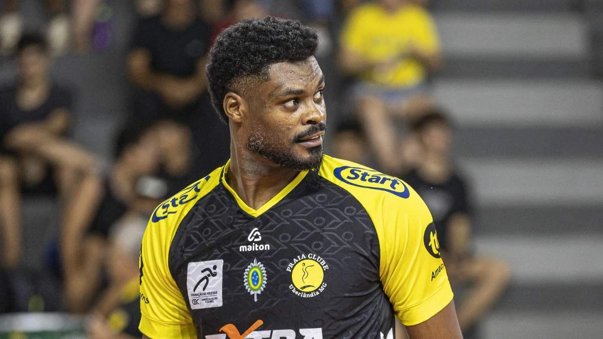 Praia Isac jogos de volei