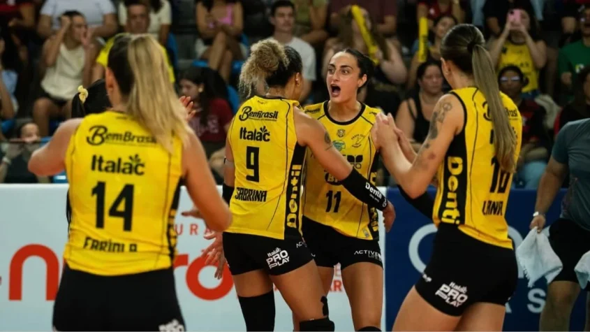 Praia jogos de vôlei hoje